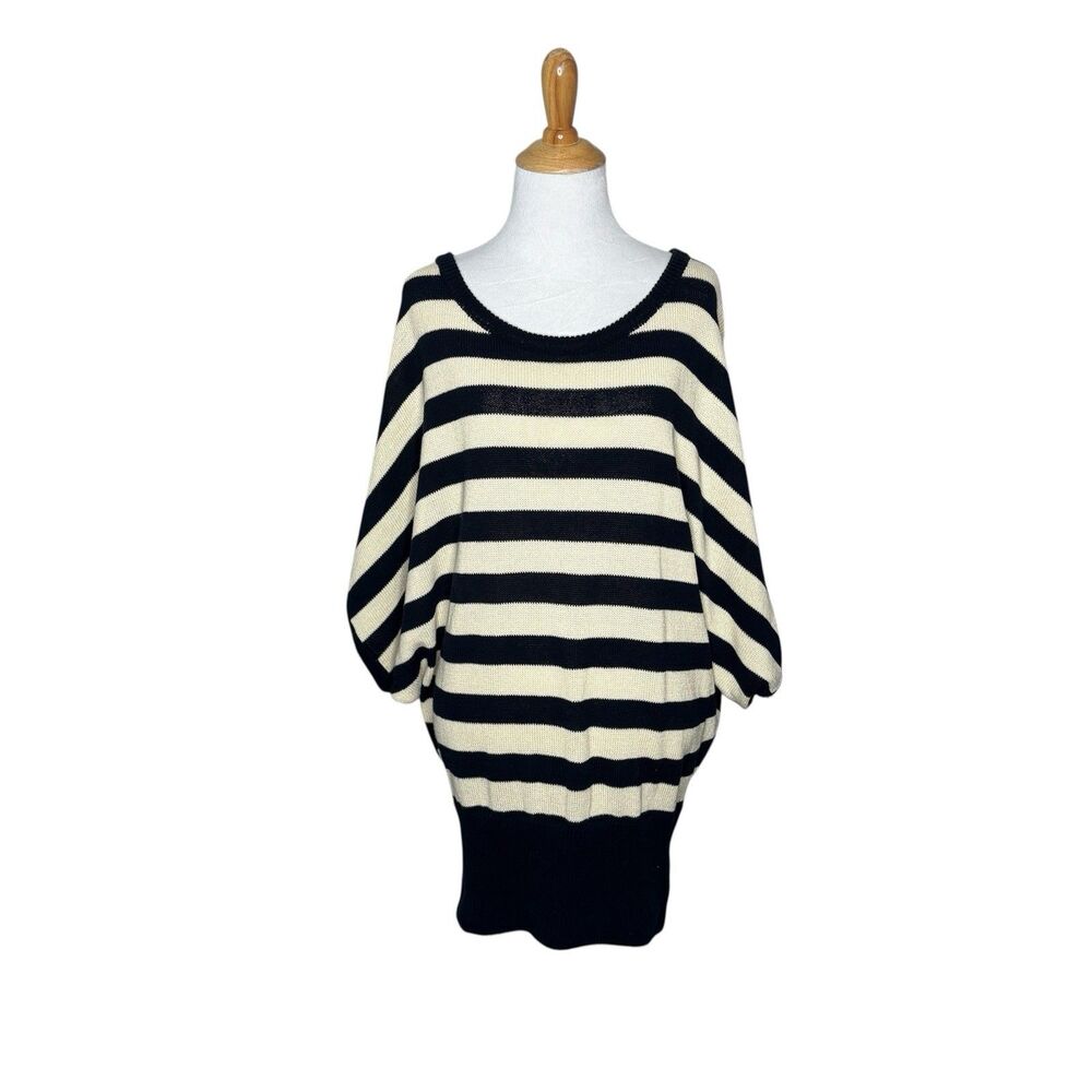 Anthropologie Moth Navy Cream Striped Dolman Sleeve Tunic Sweater Size Small